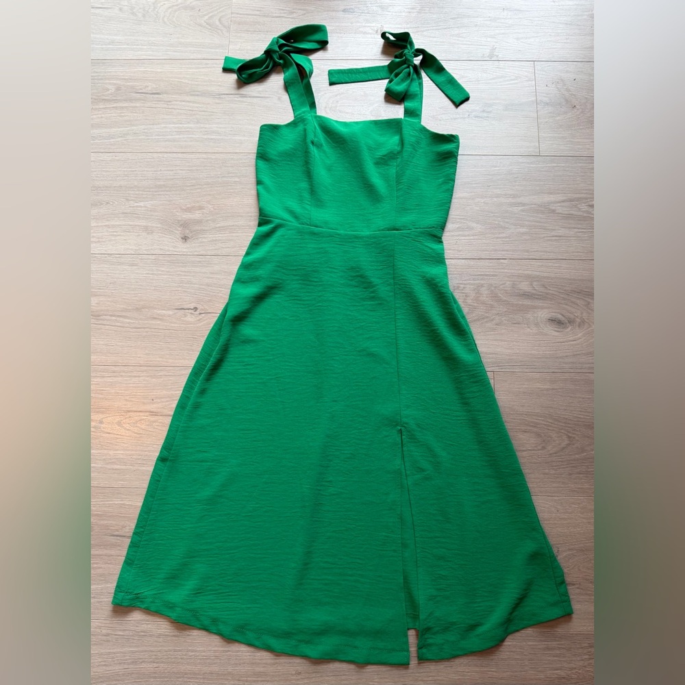 Monteau Vibrant Green Midi Dress